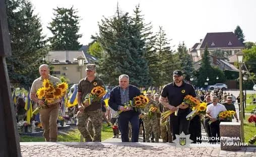 соняхи пам’яті: на закарпатті вшанували пам’ять загиблих захисників україни